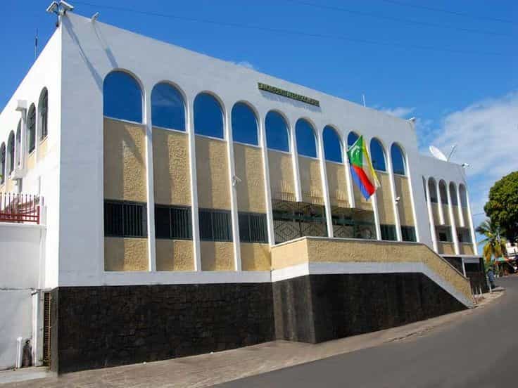 comoros bank